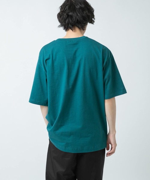 ITEMS URBANRESEARCH(アイテムズ アーバンリサーチ)の「ビッグシルエットTシャツ(Tシャツ/カットソー・メンズ・ベージュ/ホワイト/ブルー/ブラック/ゴールド/パープル・SMALL/LARGE/MEDIUM)」の20枚目の写真