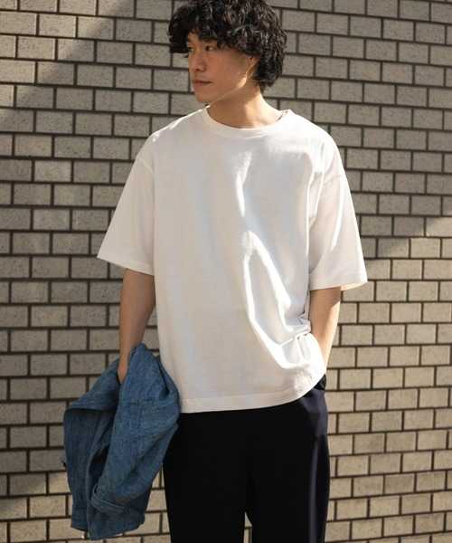 ITEMS URBANRESEARCH(アイテムズ アーバンリサーチ)の「ビッグシルエットTシャツ(Tシャツ/カットソー・メンズ・ベージュ/ホワイト/ブルー/ブラック/ゴールド/パープル・SMALL/LARGE/MEDIUM)」の16枚目の写真
