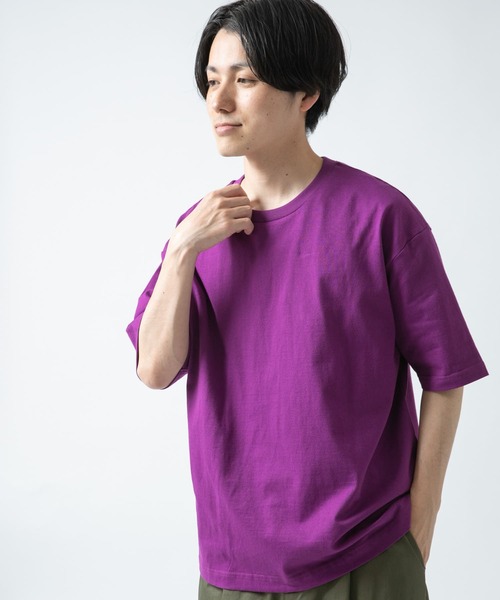 ITEMS URBANRESEARCH(アイテムズ アーバンリサーチ)の「ビッグシルエットTシャツ(Tシャツ/カットソー・メンズ・ベージュ/ホワイト/ブルー/ブラック/ゴールド/パープル・SMALL/LARGE/MEDIUM)」の21枚目の写真