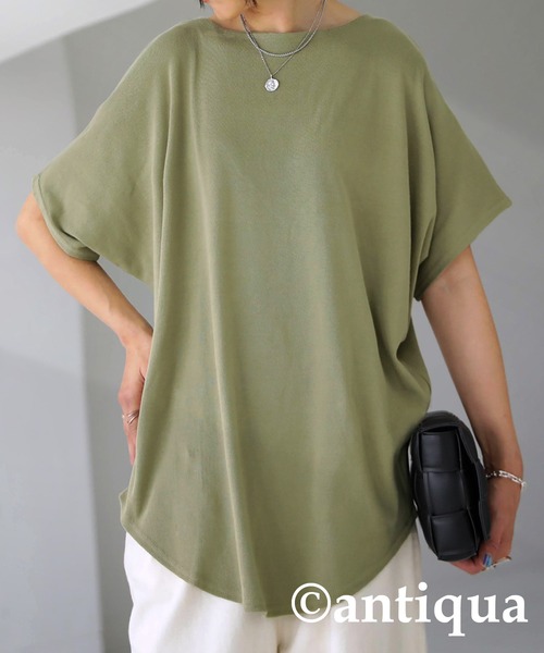 antiqua(アンティカ)の「華奢見せ確実。ボートネックドルマンT(Tシャツ/カットソー・レディース・ブラック/ベージュ/オフホワイト/カーキ/パープル系その他・FREE)」の4枚目の写真