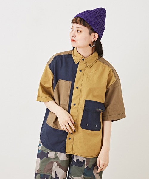 CUBE SUGAR（キューブシュガー）の「タイプライター 半袖 アウトドアシャツ（シャツ/ブラウス・レディース・マルチ/カーキ/ネイビー/ベージュ・M）」の4枚目の写真
