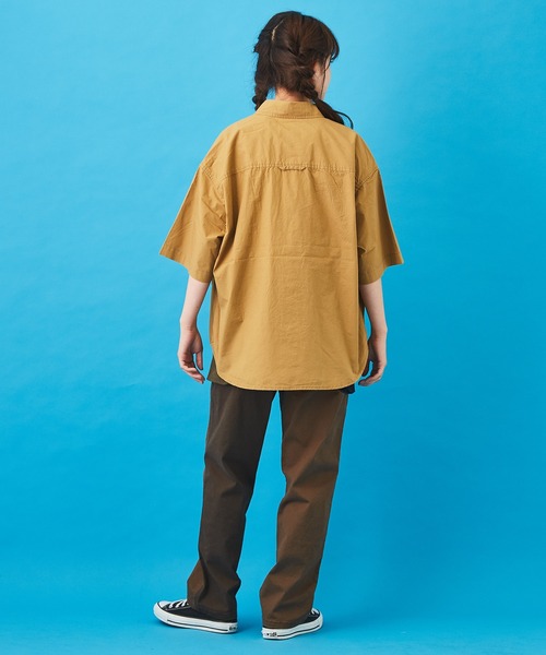 CUBE SUGAR（キューブシュガー）の「タイプライター 半袖 アウトドアシャツ（シャツ/ブラウス・レディース・マルチ/カーキ/ネイビー/ベージュ・M）」の7枚目の写真