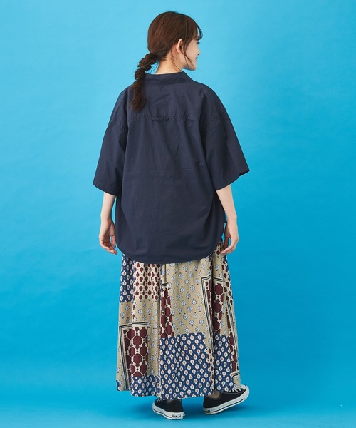 CUBE SUGAR（キューブシュガー）の「タイプライター 半袖 アウトドアシャツ（シャツ/ブラウス・レディース・マルチ/カーキ/ネイビー/ベージュ・M）」の14枚目の写真