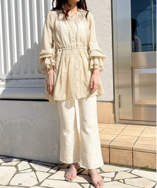 apres jour(アプレジュール)の「シアーチュニックブラウス【ZOZOTOWN限定アイテム】(シャツ/ブラウス・レディース・オフホワイト/ライトベージュ/ミント/ピンク/アイボリー・フリー/X-LARGE)」の22枚目の写真