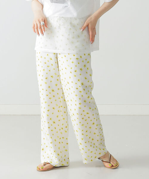 BEAMS LIGHTS（ビームスライツ）の「BEAMS LIGHTS / フラワー イージー パンツ（その他パンツ・レディース・ネイビー/オフホワイト・36/38）」の5枚目の写真