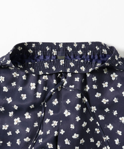 BEAMS LIGHTS（ビームスライツ）の「BEAMS LIGHTS / フラワー イージー パンツ（その他パンツ・レディース・ネイビー/オフホワイト・36/38）」の13枚目の写真