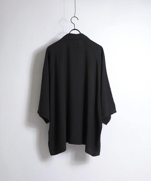 Confirm(コンファーム)の「Confirm / コンファーム 5分袖ラグランビッグシャツ(シャツ/ブラウス・メンズ・ホワイト/ブラック/サックスブルー/グレー・M/L)」の5枚目の写真