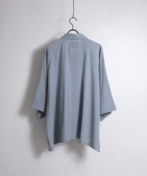 Confirm(コンファーム)の「Confirm / コンファーム 5分袖ラグランビッグシャツ(シャツ/ブラウス・メンズ・ホワイト/ブラック/サックスブルー/グレー・M/L)」の7枚目の写真