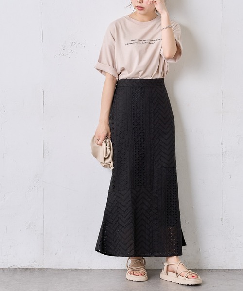 natural couture(ナチュラルクチュール)の「【WEB限定】オーバーレースパッチワークスカート(スカート・レディース・ブラック/パープル/オフホワイト・FREE)」の2枚目の写真