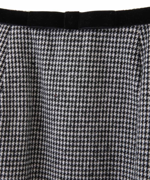 31 Sons de mode（トランテアン　ソン　ドゥ　モード）の「ベロアリボン台形チェックスカート（スカート・レディース・キャメル/ブラック×ホワイト・38/36）」の7枚目の写真
