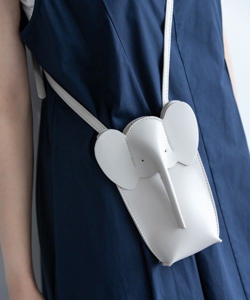 Edit Sheen(エディットシーン)の「エレファントスマホショルダー(ショルダーバッグ・レディース・ブラック/アイボリー・FREE)」の6枚目の写真