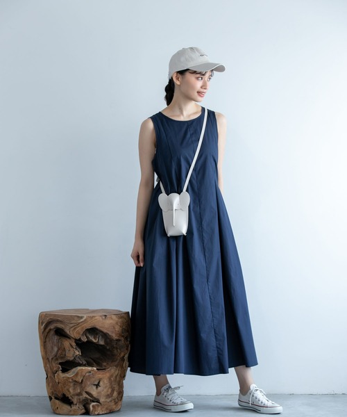 Edit Sheen(エディットシーン)の「エレファントスマホショルダー(ショルダーバッグ・レディース・ブラック/アイボリー・FREE)」の19枚目の写真