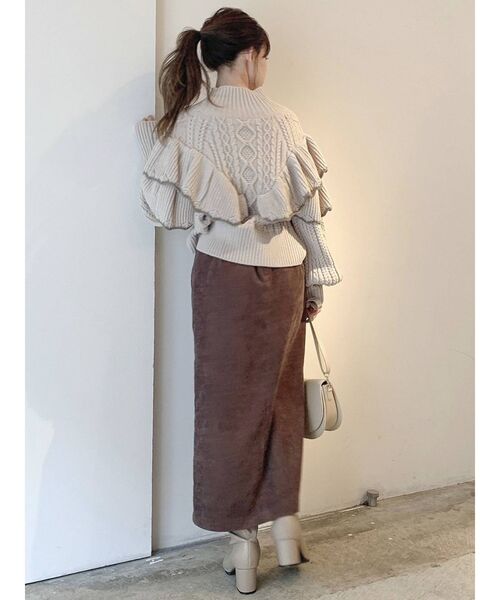 dazzlin(ダズリン)の「ポケットコーデュロイタイトスカート(スカート・レディース・レッド/グリーン/ブルー/ブラウン・SMALL/MEDIUM)」の7枚目の写真