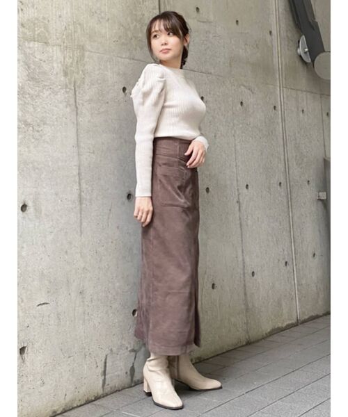 dazzlin(ダズリン)の「ポケットコーデュロイタイトスカート(スカート・レディース・レッド/グリーン/ブルー/ブラウン・SMALL/MEDIUM)」の9枚目の写真