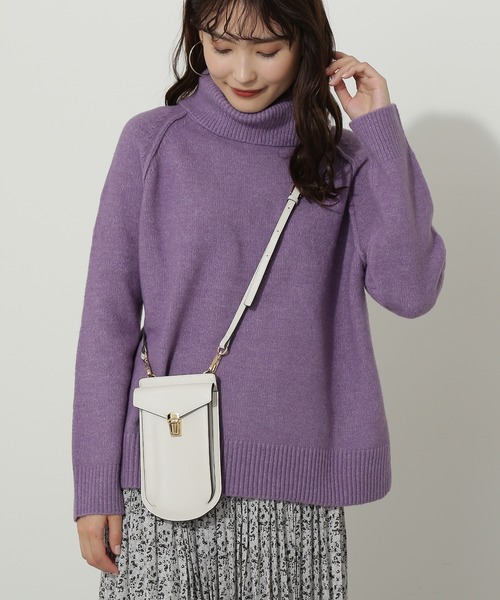 NATURAL BEAUTY BASIC（ナチュラルビューティーベーシック）の「フラップマルチスマホポシェット（ショルダーバッグ・レディース・ベージュ/ライトグリーン/オフホワイト/オレンジ・ﾌﾘ-）」の17枚目の写真