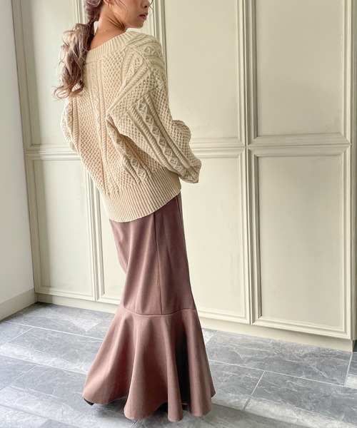 JUNOAH（ジュノア）の「スキッパーケーブル編みニット（ニット/セーター・レディース・ホワイト/クリーム/グリーン/レッド・FREE）」の7枚目の写真