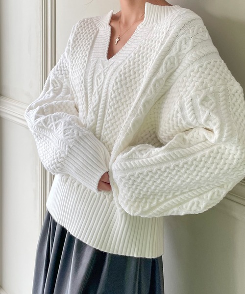 JUNOAH（ジュノア）の「スキッパーケーブル編みニット（ニット/セーター・レディース・ホワイト/クリーム/グリーン/レッド・FREE）」の9枚目の写真