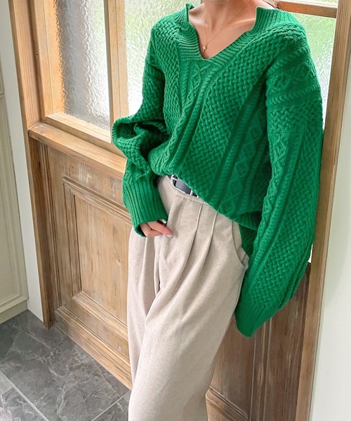 JUNOAH（ジュノア）の「スキッパーケーブル編みニット（ニット/セーター・レディース・ホワイト/クリーム/グリーン/レッド・FREE）」の13枚目の写真