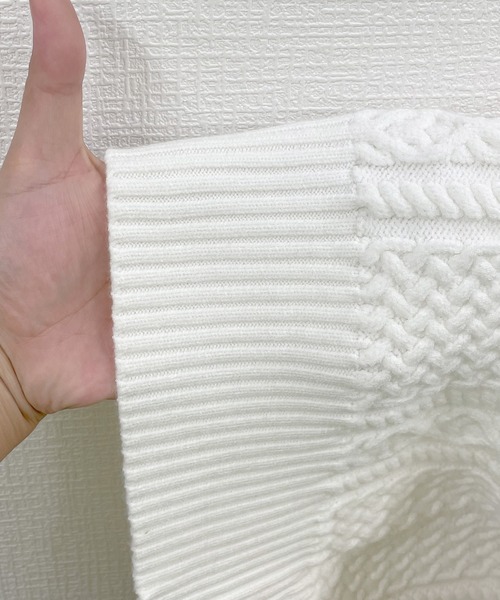 JUNOAH（ジュノア）の「スキッパーケーブル編みニット（ニット/セーター・レディース・ホワイト/クリーム/グリーン/レッド・FREE）」の19枚目の写真