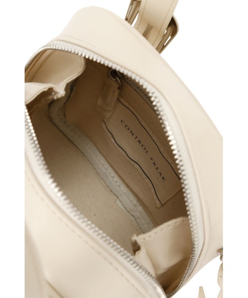 CONTROL FREAK（コントロールフリーク）の「(CONTROL FREAK)バックルショルダーバッグ（トートバッグ・レディース・ブラック/ホワイト/ベージュ・FREE）」の8枚目の写真