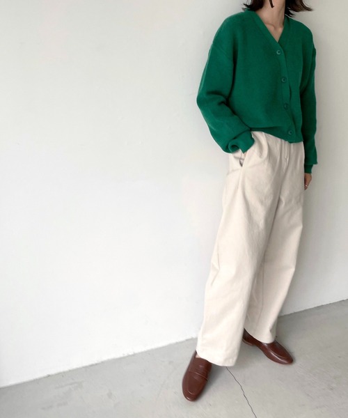 CANAL JEAN（キャナルジーン）の「via j(ヴィアジェイ) ネップツイルテーパードパンツ（その他パンツ・レディース・ベージュ/アイボリー・SMALL/MEDIUM）」の5枚目の写真