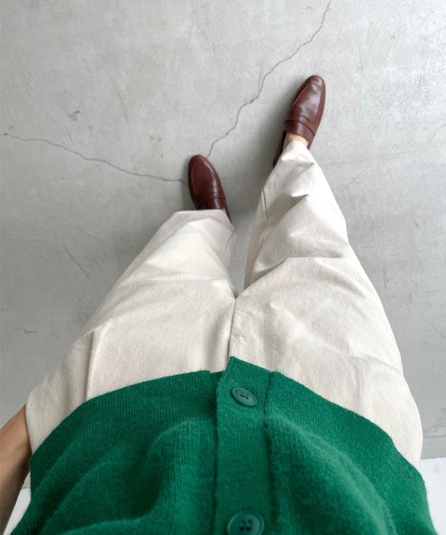 CANAL JEAN（キャナルジーン）の「via j(ヴィアジェイ) ネップツイルテーパードパンツ（その他パンツ・レディース・ベージュ/アイボリー・SMALL/MEDIUM）」の6枚目の写真