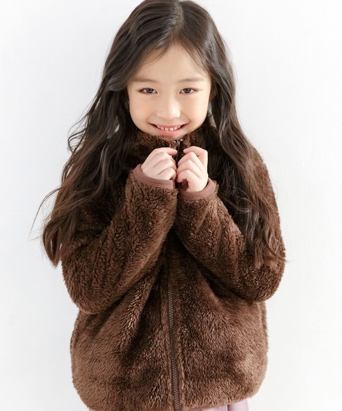 Bee des Bee(ビーデスビー)の「アウター(ブルゾン・キッズ・ブラック/グレー/ライトベージュ/ミント/ピンクベージュ/ラベンダー/カーキ/チャコール/ダークブラウン・100cm/120cm/130cm/140cm/150cm/110cm)」の5枚目の写真