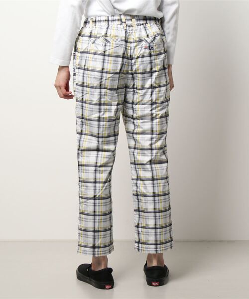 SPENDY'S Store（スペンディーズストア）の「＜ＦＩＬＡ/フィラ＞裏フリースチェック柄パンツ（その他パンツ・メンズ・ホワイト/ブラック・M/LL/L）」の4枚目の写真
