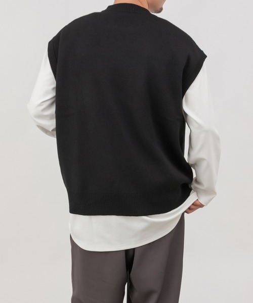 COLONY 2139（コロニートゥーワンスリーナイン）の「リサイクルポリニットベスト（ベスト・メンズ・チャコールグレー/ブラック/ブラウン/カーキ・MEDIUM/LARGE/X-LARGE）」の10枚目の写真