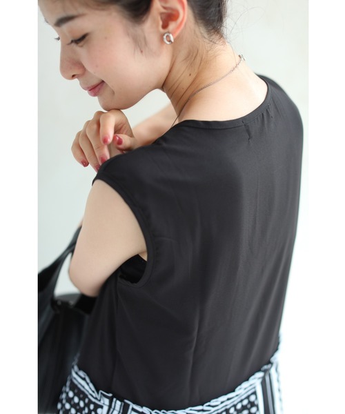 cawaii(カワイイ)の「(黒)ニットトップスと柄合わせプリーツワンピース2点セット(ワンピース・レディース・ブラック・FREE)」の7枚目の写真