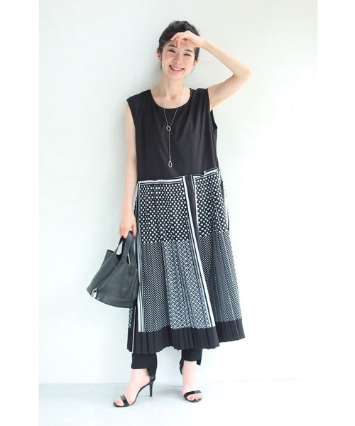 cawaii(カワイイ)の「(黒)ニットトップスと柄合わせプリーツワンピース2点セット(ワンピース・レディース・ブラック・FREE)」の11枚目の写真