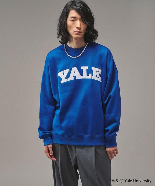 tk.TAKEO KIKUCHI（ティーケータケオキクチ）の「◆【WEB限定】YALEカレッジプリントクルーネックスウェット（スウェット・メンズ・チャコールグレー/オフホワイト/ブルー・01/02/03）」の13枚目の写真