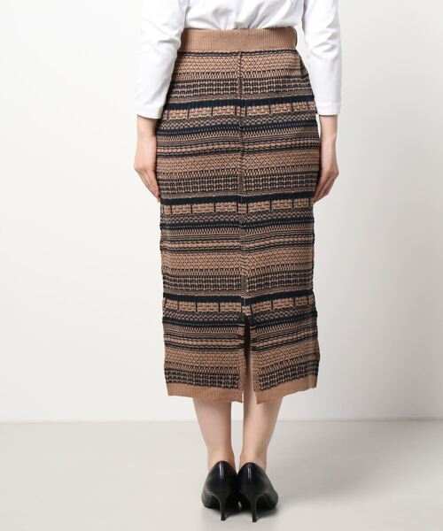 PICCIN（ピッチン）の「【WEB限定】ジャガードボーダーニットスカート（スカート・レディース・ブラウン/ブラック・L/M）」の4枚目の写真