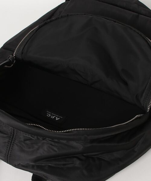 A.P.Cアーペーセーリピートリュックバックパック黒 A.P.C.（アーペーセー）の「A.P.C. Repeat BACKPACK