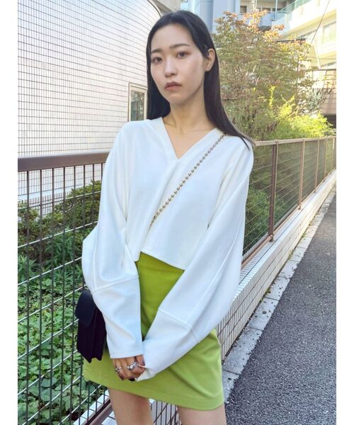 EMODA（エモダ）の「ストレッチタックハイウエストスカート（スカート・レディース・グレー/ブラック/ピンク/ライム・SMALL/MEDIUM）」の14枚目の写真