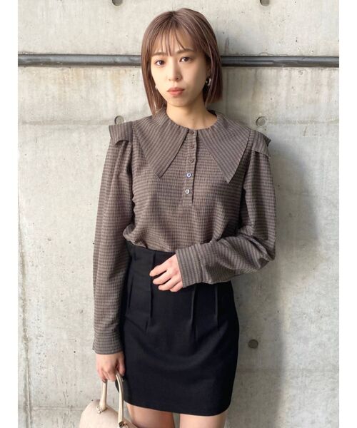 EMODA（エモダ）の「ストレッチタックハイウエストスカート（スカート・レディース・グレー/ブラック/ピンク/ライム・SMALL/MEDIUM）」の21枚目の写真