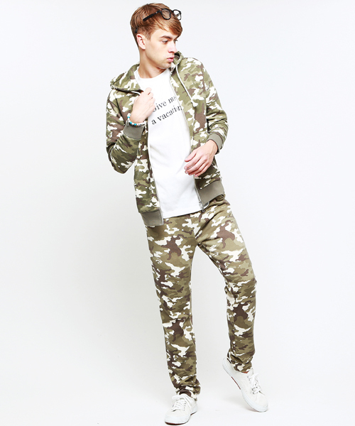 BEAMS 迷彩柄 スウェット Lサイズ BEAMS 迷彩柄 スウェット Lサイズ