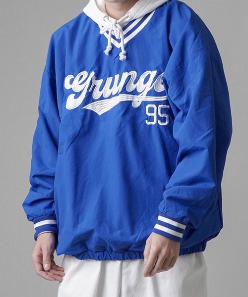SPINNS（スピンズ）の「【ビッグシルエット】GRUNGE 95リブライン ナイロンプルオーバートップス（その他トップス・メンズ・ホワイト/サックスブルー/イエロー/グリーン/ロイヤルブルー・ONESIZE）」の4枚目の写真