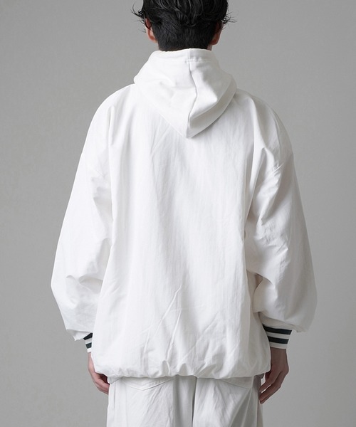 SPINNS（スピンズ）の「【ビッグシルエット】GRUNGE 95リブライン ナイロンプルオーバートップス（その他トップス・メンズ・ホワイト/サックスブルー/イエロー/グリーン/ロイヤルブルー・ONESIZE）」の19枚目の写真