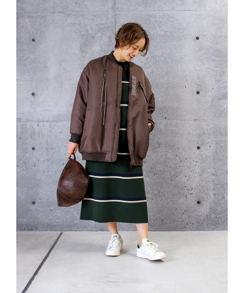 STYLE DELI(スタイルデリ)の「ボーダーニットワンピース(ワンピース・レディース・ブラック/ダークグリーン・01/02)」の13枚目の写真