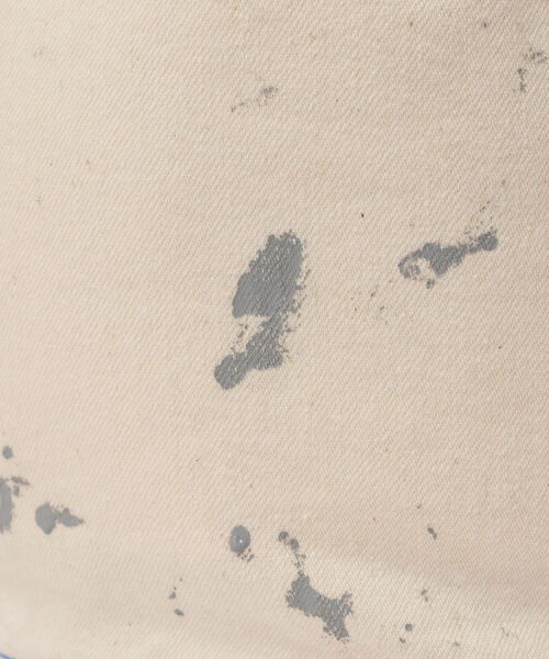 BEAMS BOY（ビームスボーイ）の「NAPRON × BEAMS BOY / 別注 ペイント デニム ペイシェントバッグ（トートバッグ・レディース・インディゴブルー/ナチュラル・FREE）」の3枚目の写真