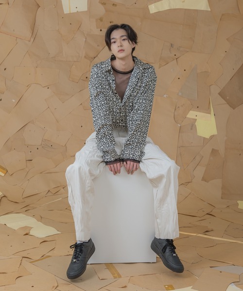 FOLLOWIN(フォロウィン)の「【UNISEX】リンクルしわ加工ワイドパンツ(その他パンツ・レディース・ホワイト/ブラウン/ブラック・FREE)」の6枚目の写真