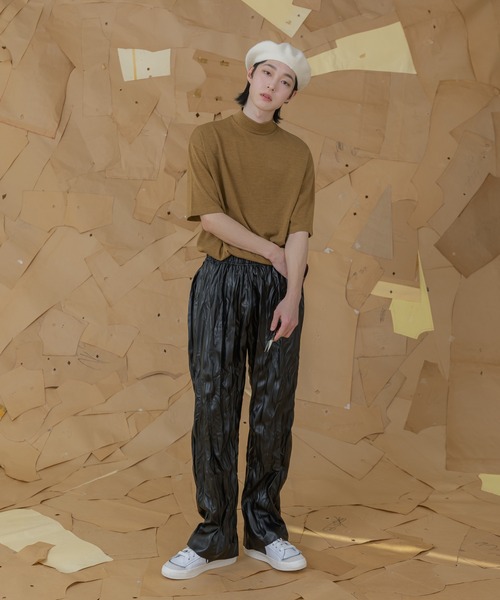 FOLLOWIN(フォロウィン)の「【UNISEX】リンクルしわ加工ワイドパンツ(その他パンツ・レディース・ホワイト/ブラウン/ブラック・FREE)」の16枚目の写真