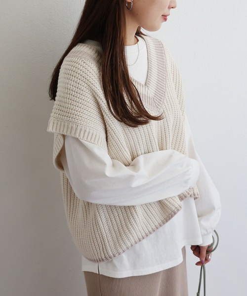 andme(アンドミー)の「ショート丈チルデンニットベスト(ベスト・レディース・ホワイト×グリーン/ホワイト×ブラック/ホワイト系その他/ホワイト×ブルー/オレンジ系その他・M)」の4枚目の写真