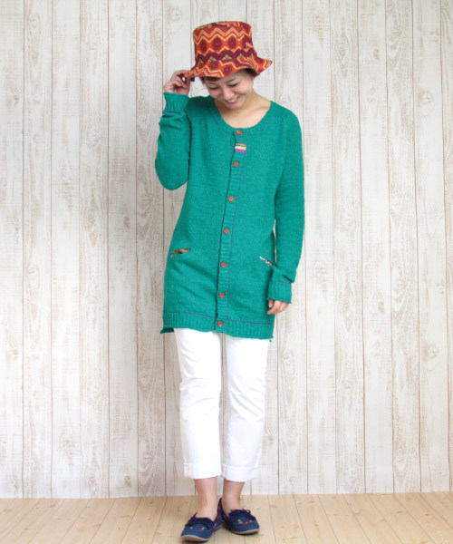 チチカカ（チチカカ）の「スラブチロリー　ロングカーディガン　　　　（カーディガン/ボレロ・レディース・イエロー/グリーン/グレー/ブラック・MEDIUM/LARGE）」の8枚目の写真