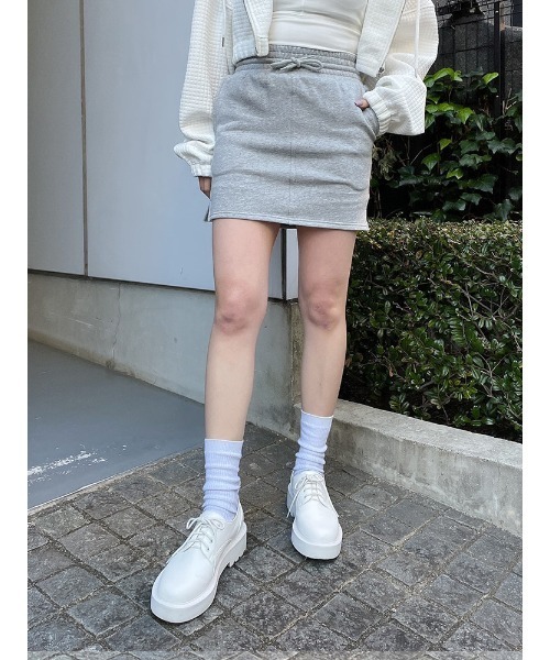 ENVYM（アンビー）の「ＨＷスエットスカート（スカート・レディース・ブラック/ホワイト/グレー・FREE）」の9枚目の写真