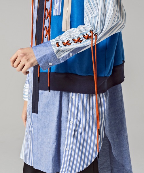 VIKTOR&ROLF(ヴィクター&ロルフ)の「VIKTOR&ROLF(ヴィクター&ロルフ)レースアップクレイジーシャツ(シャツ/ブラウス・メンズ・ブルー・46/48)」の13枚目の写真