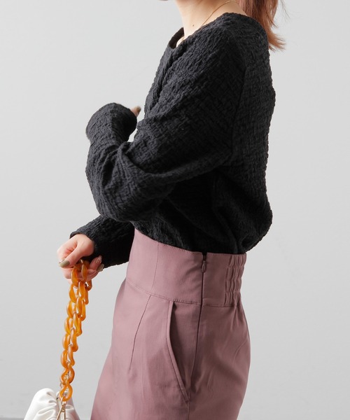 COLONY 2139（コロニートゥーワンスリーナイン）の「シャーリング2WAY長袖トップス（シャツ/ブラウス・レディース・ブラック/オフホワイト/イエロー・FREE）」の11枚目の写真