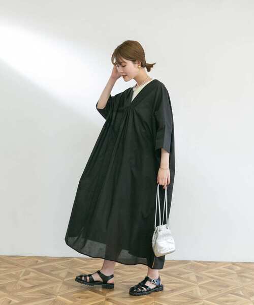 UR Lab.（アーバンリサーチラボ）の「カフタンワンピース（ワンピース・レディース・ブラック/オフホワイト/グリーン系その他・FREE）」の15枚目の写真