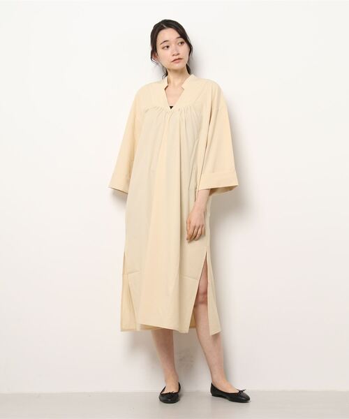 【新品】24SS リネン リラックス カフタンワンピース .M ベージュ　38 〇本日発売〇.M リネン カフタンワンピース〇【身長160cm・38